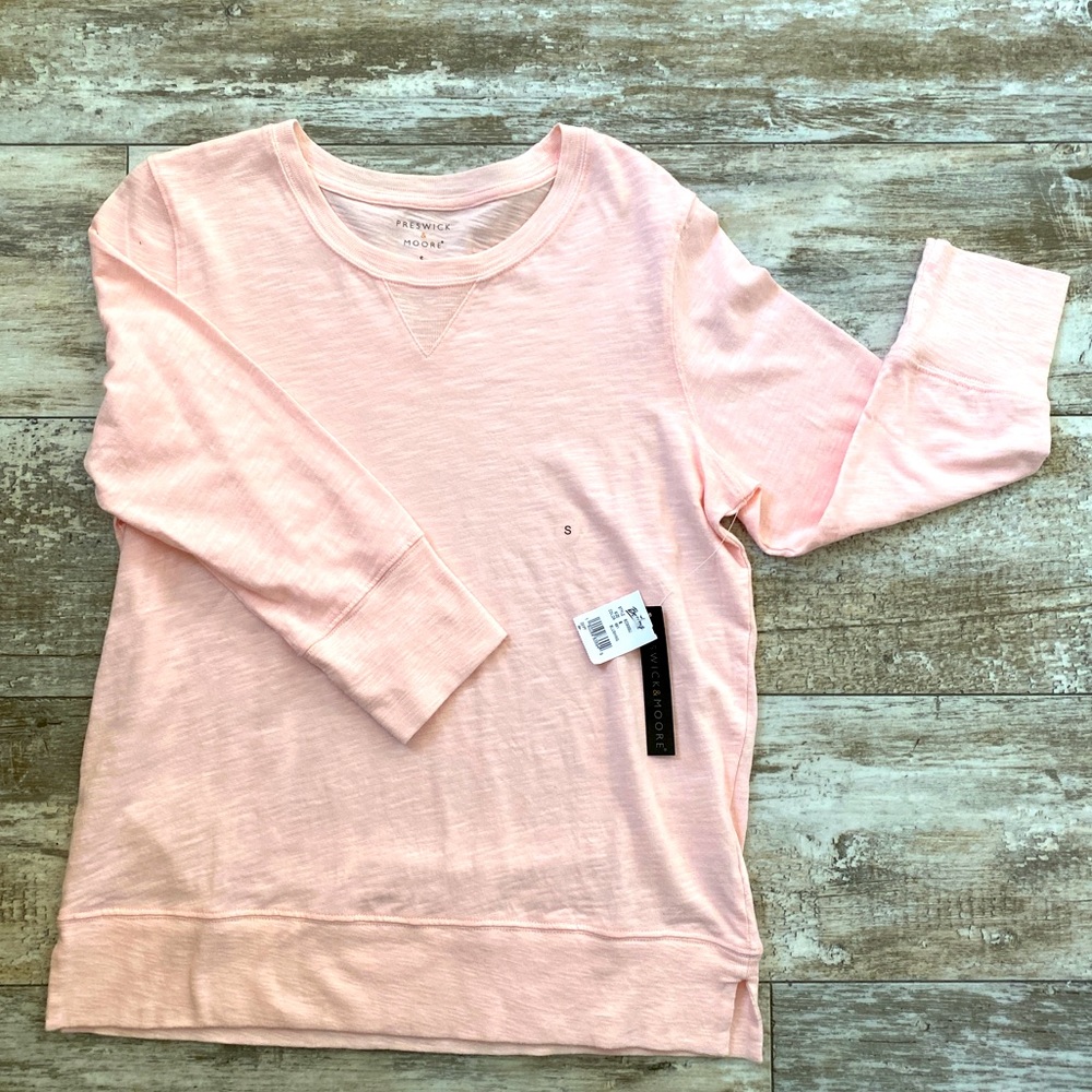 NWT Women’s Long Sleeve T-Shirt S